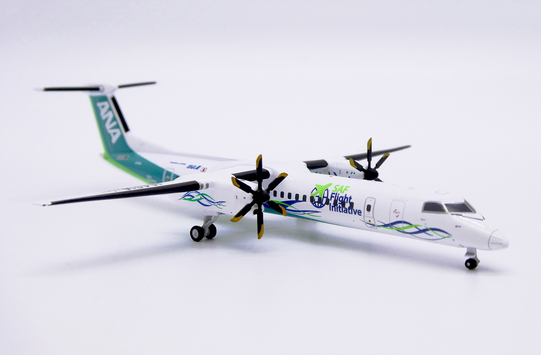 ScaleModelStore.com :: JC Wings 1:400 - SA4037 - ANA Wings