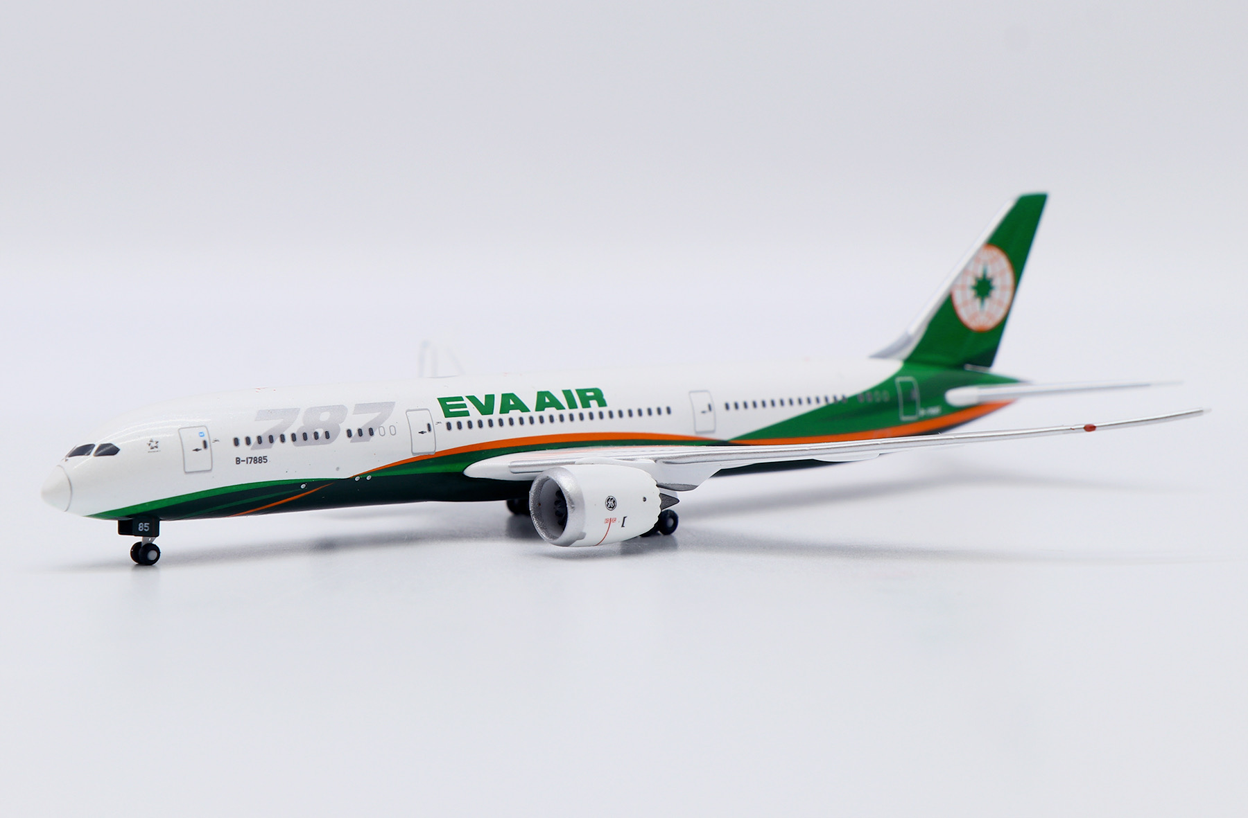 ScaleModelStore.com :: Aether Model 1:500 - EVA125101 - EVA Air