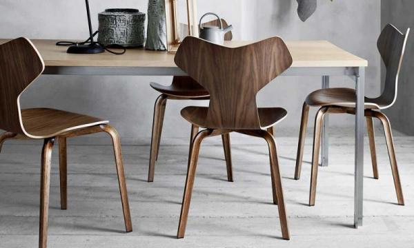 グランプリチェア SH43cm / ウォルナットFRITZ HANSEN（フリッツ