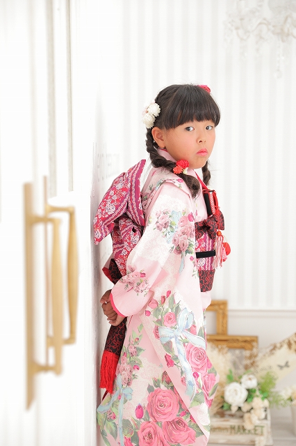舞妓衣装もﾋﾟﾝｸの着物も～7歳七五三～ - シャレニー高槻阪急スクエア店