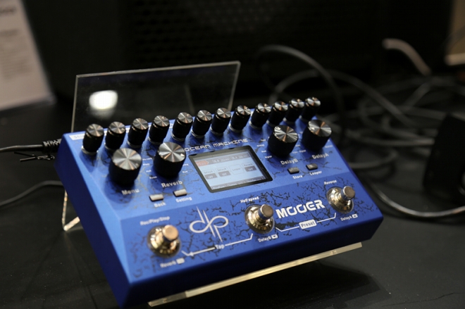 エレキギター・エフェクター】MOOER Ocean Machine デヴィン