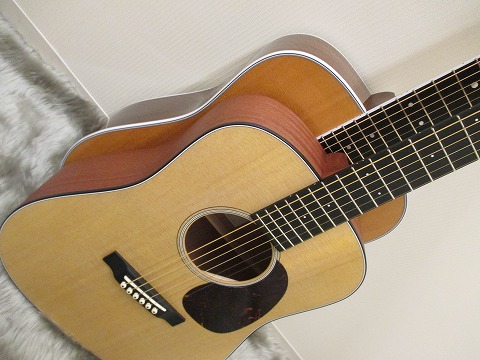 アコギ】【Martin】今年話題のDreadnought Juniorが待望入荷！！｜島村