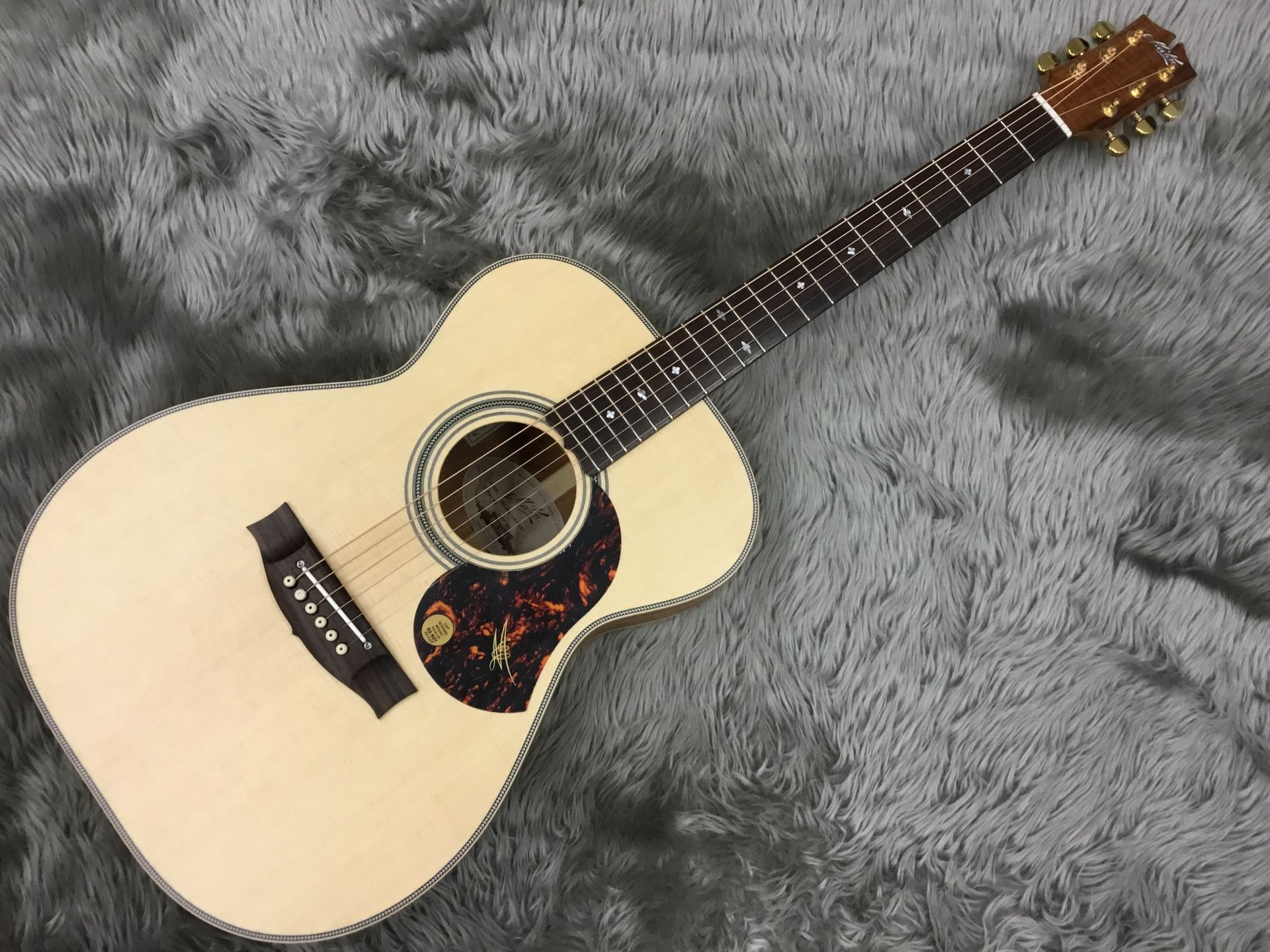 アコーステックギター】MATON/EBG808 ARTIST・EBG808TE再入荷致しまし