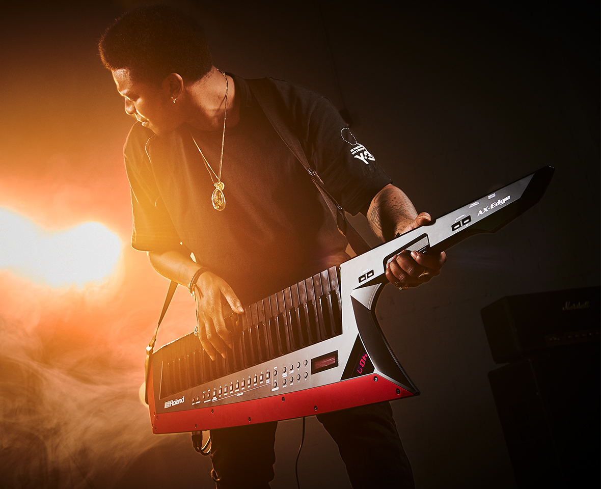 Roland AX-Edge-W (ホワイト) 49鍵盤 シンセサイザー ショルダー