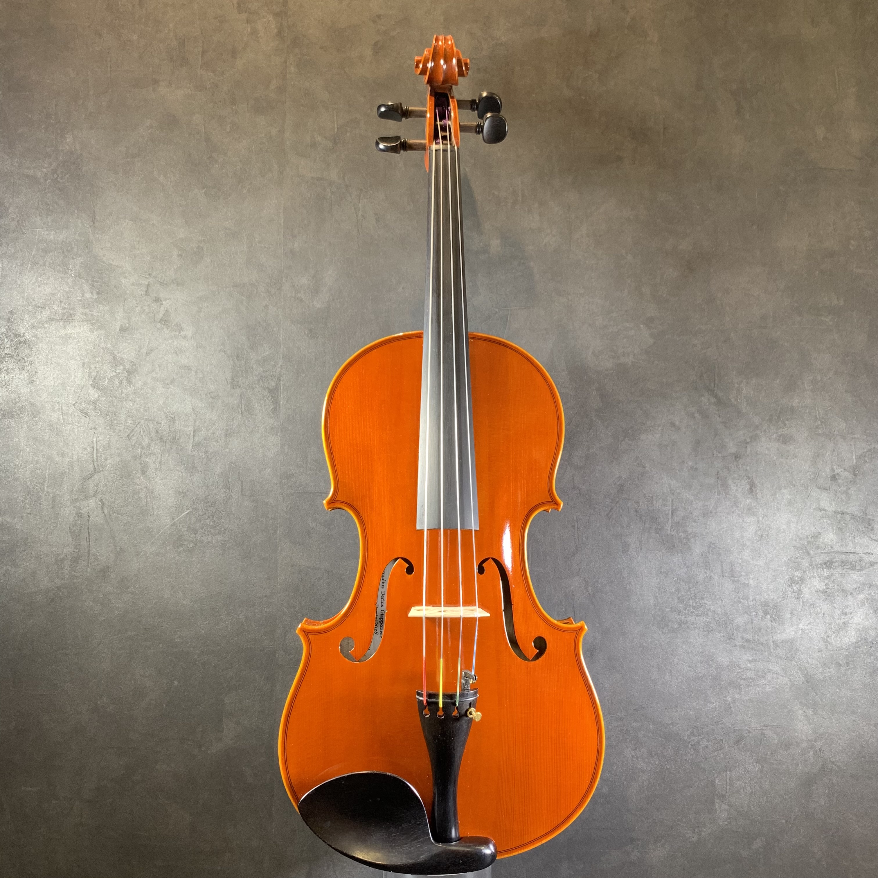 中古ビオラ紹介】Pygmalius(ピグマリウス)DERIUS STANDARD 15.5 2009年