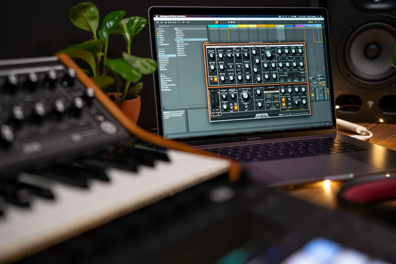 MOOGより新たなアナログシンセサイザーSubsequent25が発表！｜島村楽器
