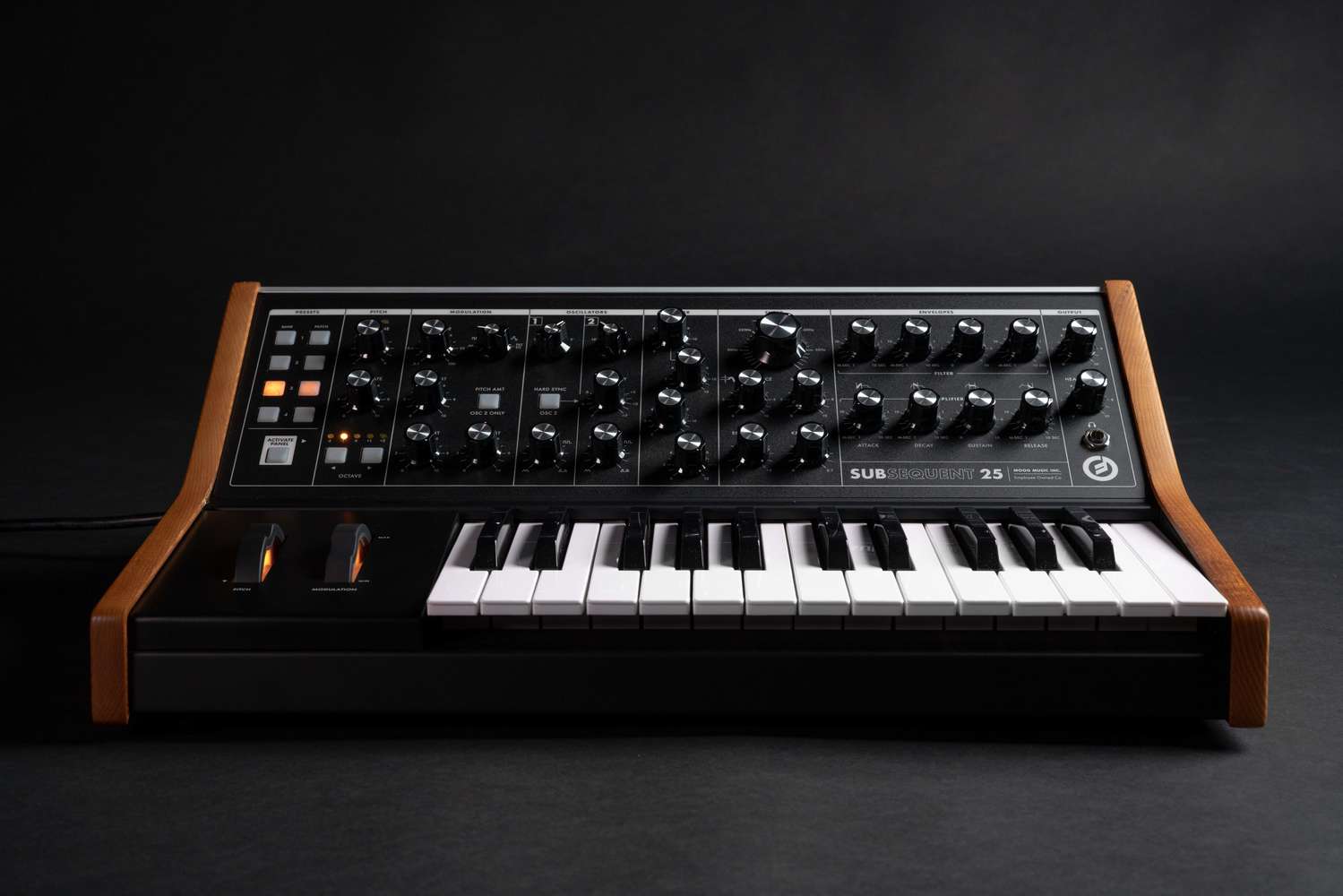 MOOGより新たなアナログシンセサイザーSubsequent25が発表！｜島村楽器