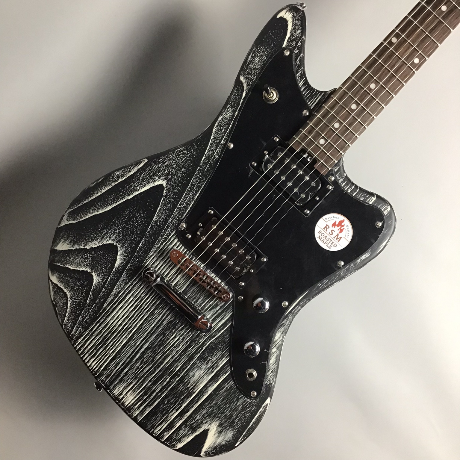 ギター入荷速報！】Bacchus (バッカス) SWD-ASH RSM (Black and White