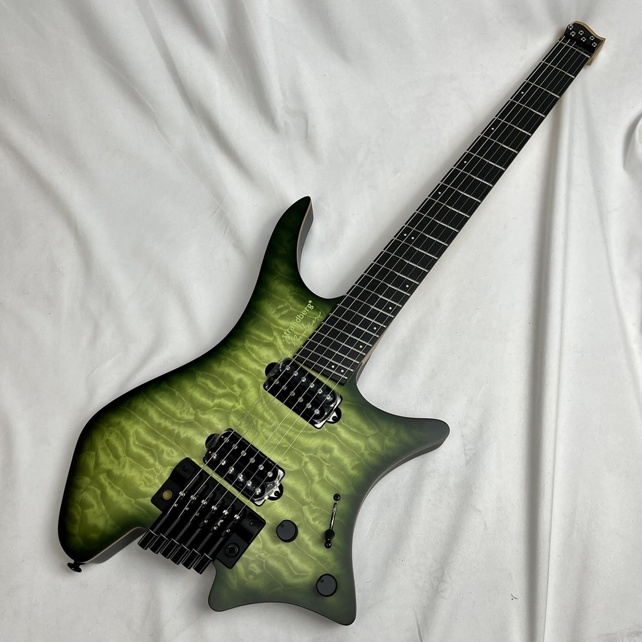 新入荷情報】Strandberg ヘッドレスギター｜島村楽器 イオンモール鈴鹿店