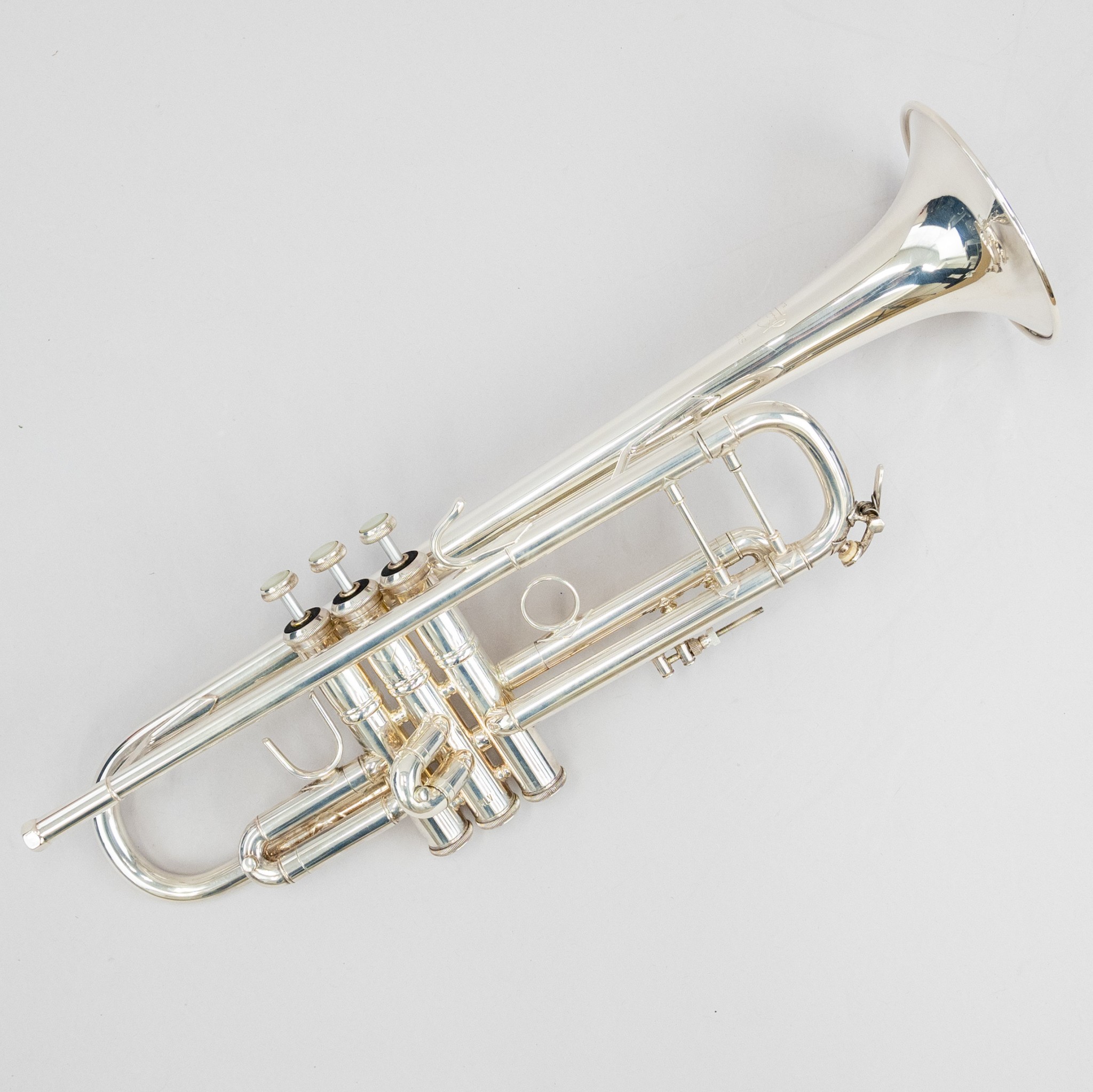 中古楽器情報】Bach『180MLV72SP（トランペット）』入荷致しました