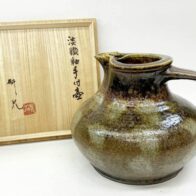 韓国人間文化財 柳海剛（柳根瀅） 高麗青磁象嵌雲鶴文梅瓶 大花瓶 | 新栄堂