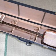 子持ち綾杉胴 中棹三味線 | 新栄堂