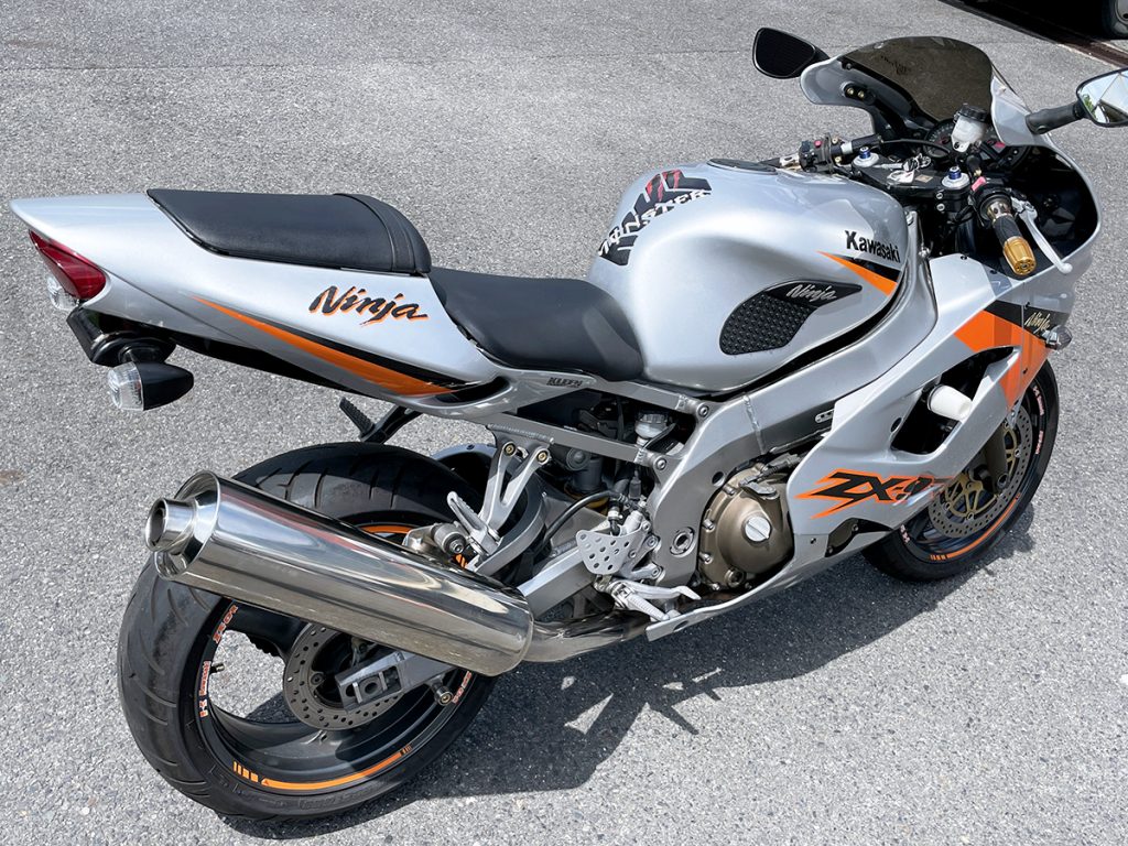 中古バイク KAWASAKI Ninja ZX-9R｜ZX900F – 京都のバイクショップSPEC