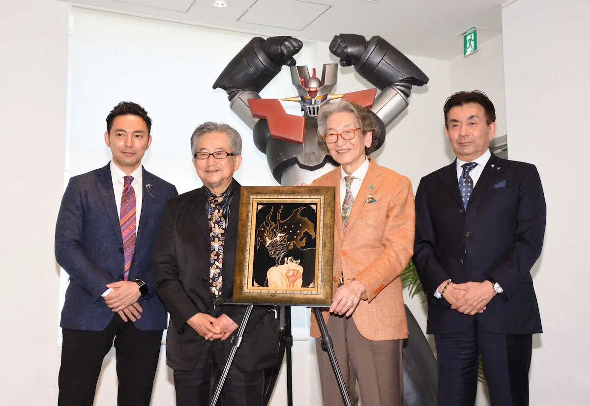 漫画家の永井豪氏とジュエリーアーティスト梶光夫氏のコラボ作品