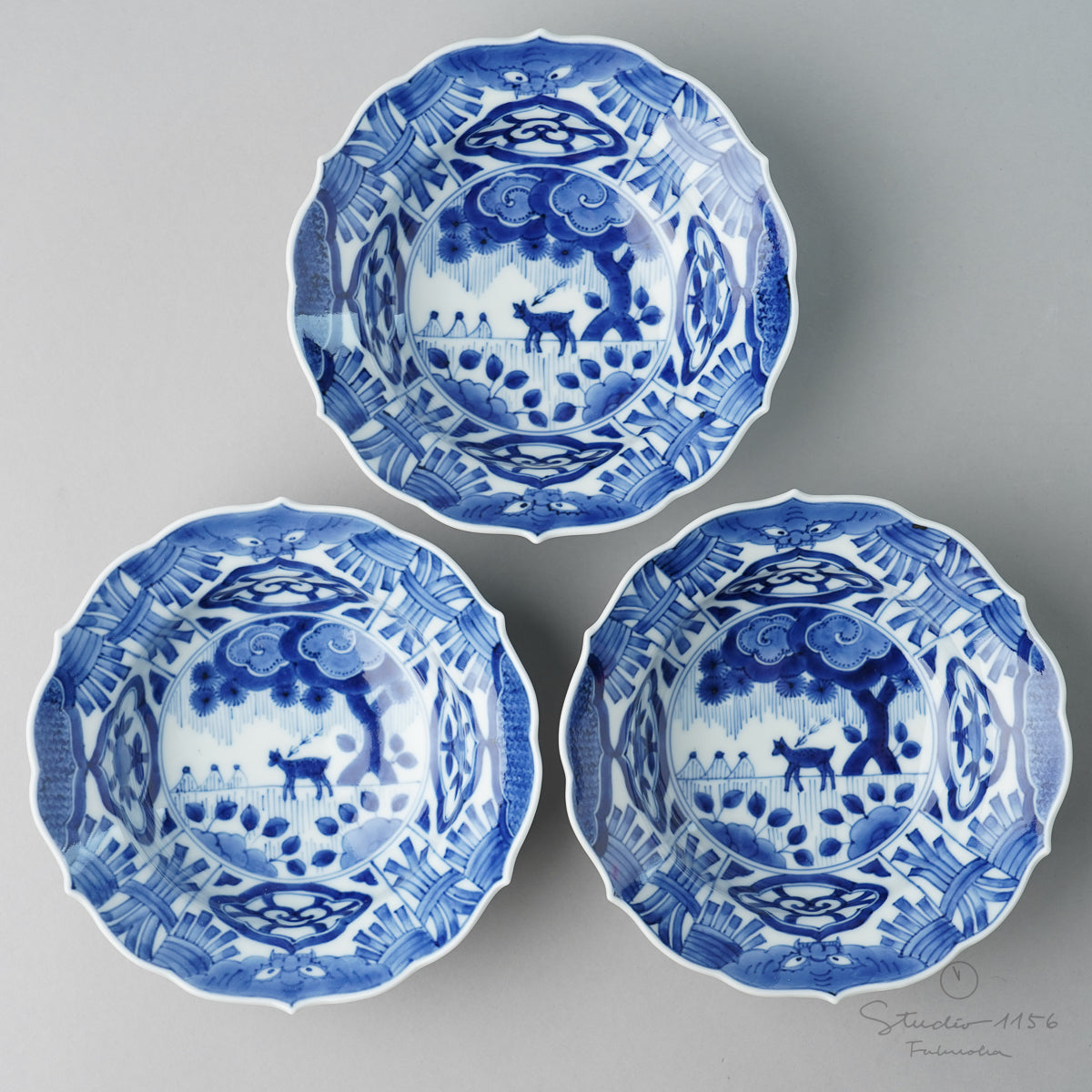 有田焼 古染付 鹿絵芙蓉手輪花 向付 14.5cm 李荘窯の通販｜Studio1156