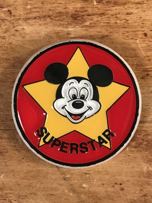 Mickey Mouse “Superstar” Plastic Pinbacks ミッキーマウス
