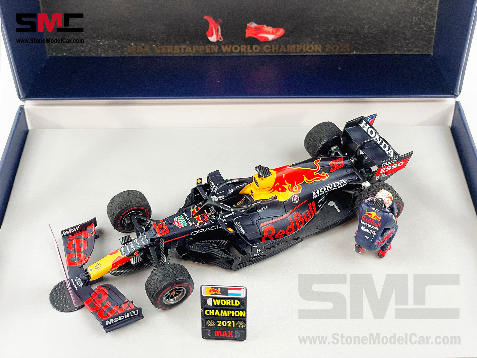 2021 F1 World Champion #33 Max Verstappen Red Bull RB16B Abu Dhabi