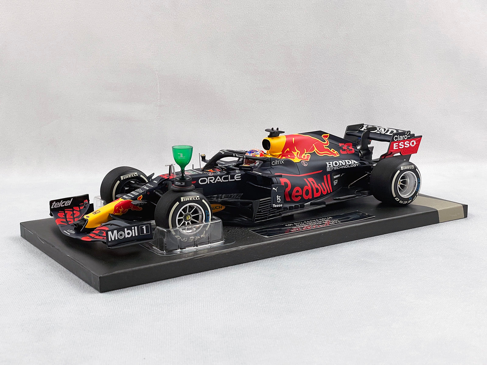 2021 F1 World Champion #33 Max Verstappen Red Bull RB16B