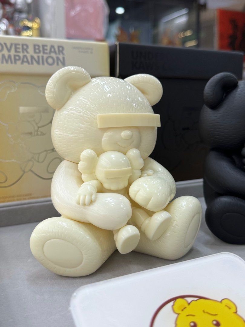 KAWS】 OriginalFake × UNDERCOVER ベア 白 Original Fake/Undercover