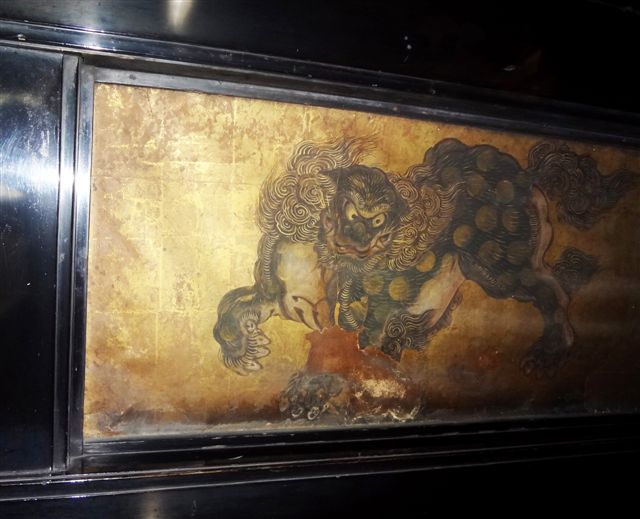 紙本金地著色 唐獅子図3面（狩野山楽筆) （養源院）