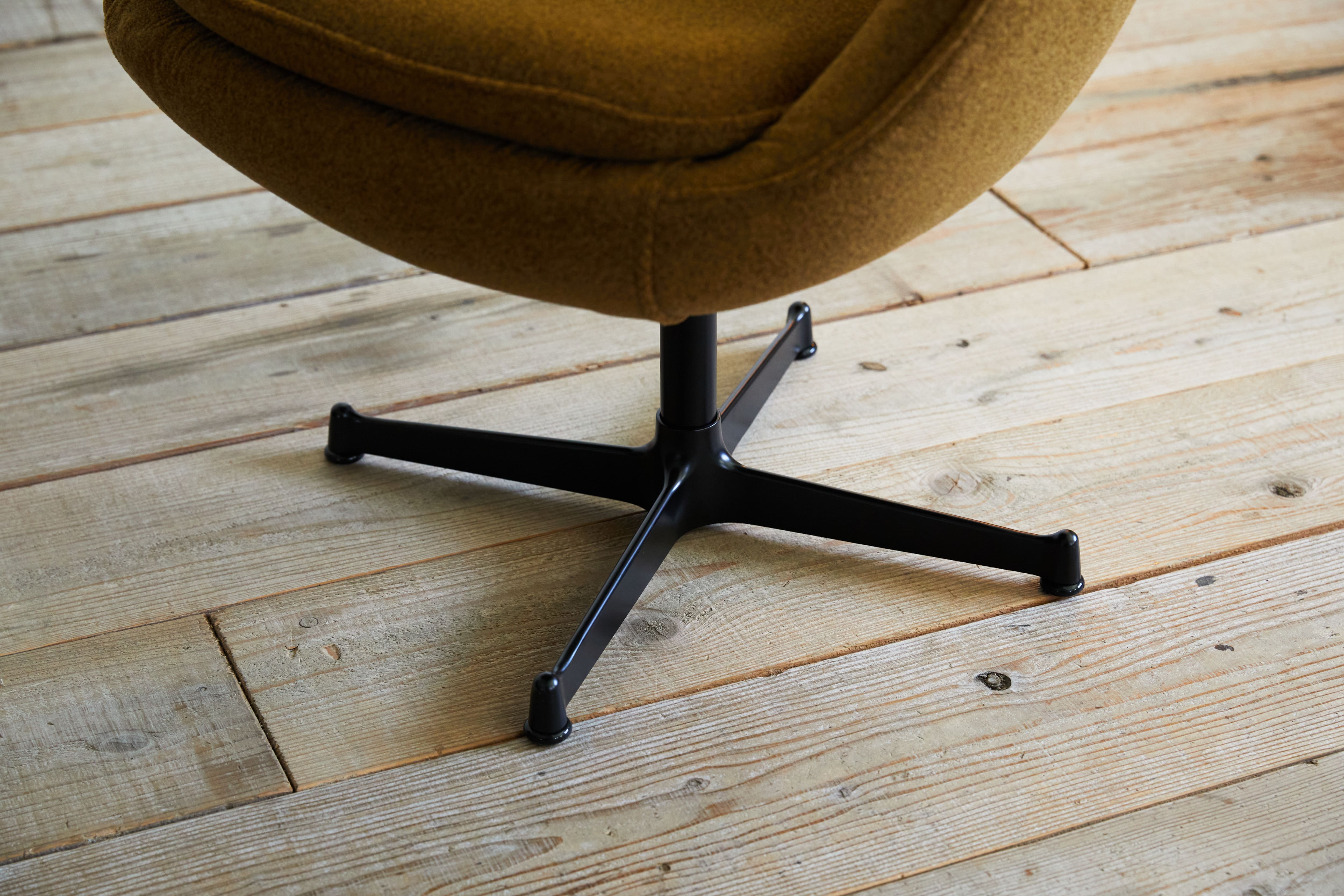 Forge Lounge Chairの通販情報 - SWITCH Online Shop