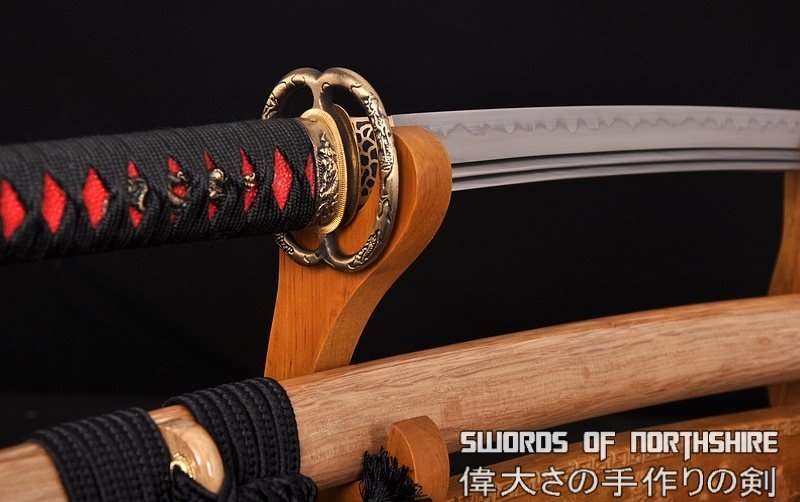 Hand Forged Folded Damascus Steel Clay Tempered Musashi Dragon