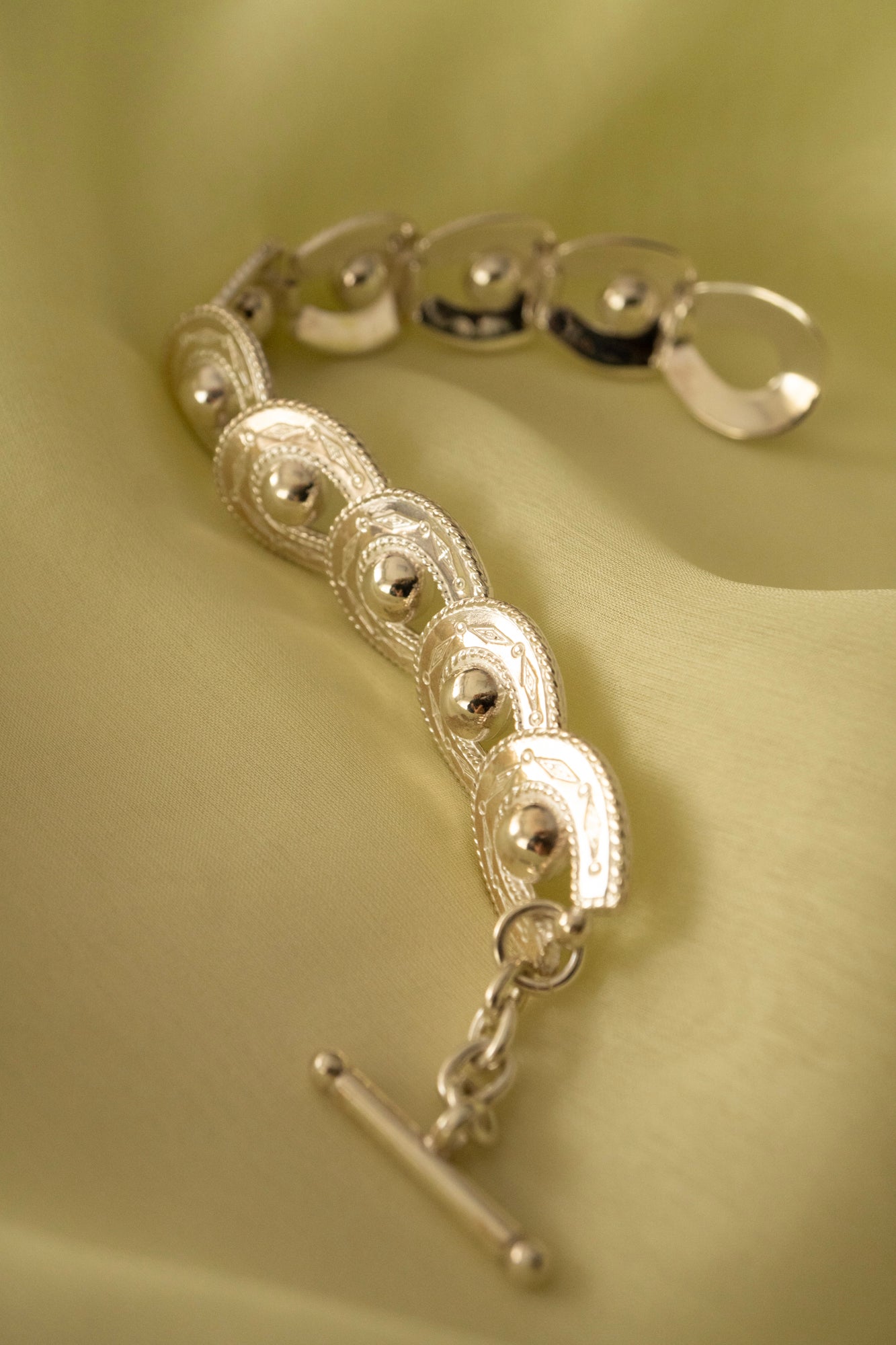 WAKAN SILVER SMITH ワカンシルバースミス Spirit Horse shoe Bracelet