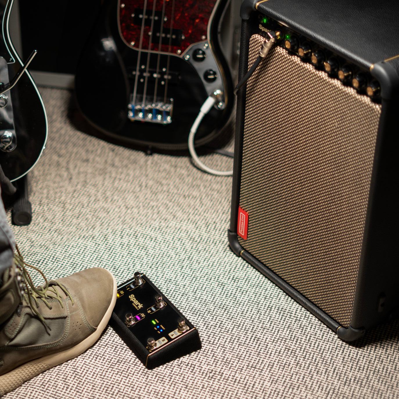 Spark Control X | 6-Switch Wireless Footswitch | Positive Grid