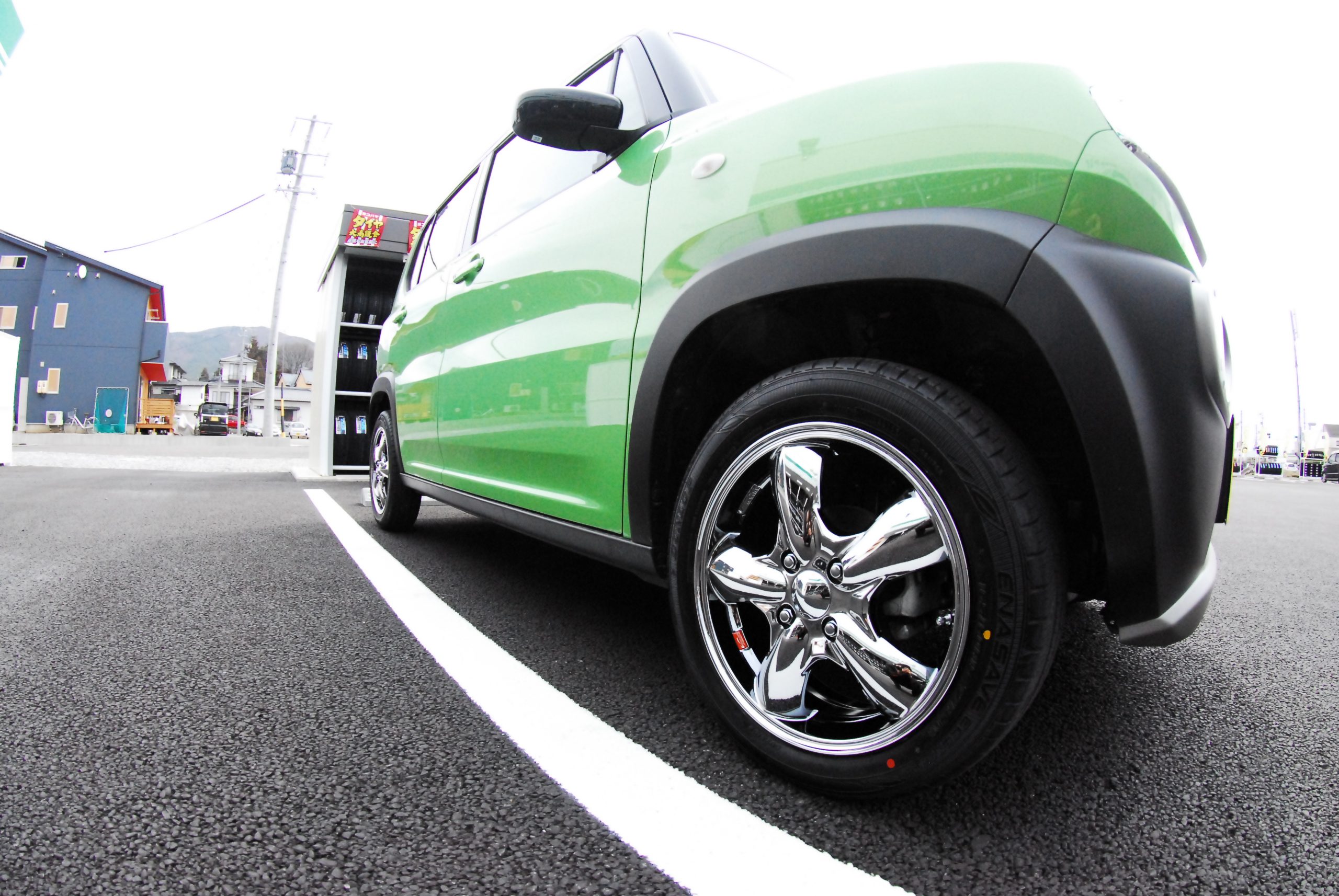 SUZUKI ハスラー | タイヤはピットイン