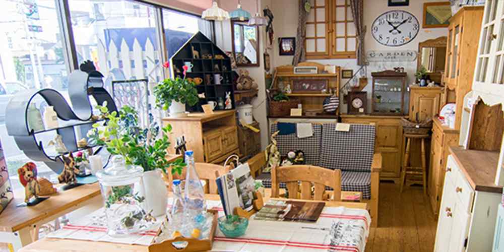 カントリー家具専門店｜パインファクトリー｜店舗・ショールーム紹介