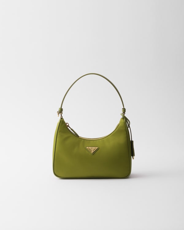 ブラック プラダ Re-edition ベルベット ミニバッグ | PRADA