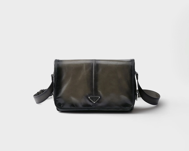 ブラック プラダ Re-edition ベルベット ミニバッグ | PRADA