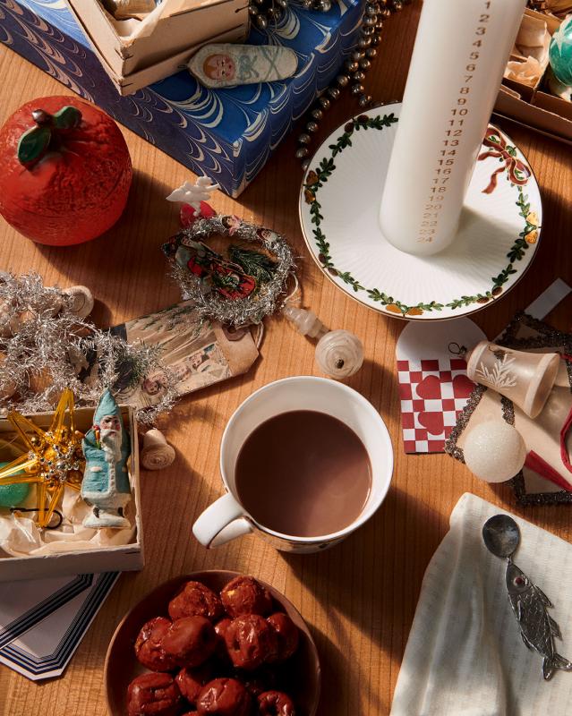 スターフルーテッド クリスマス キャンドルホルダー|ロイヤル