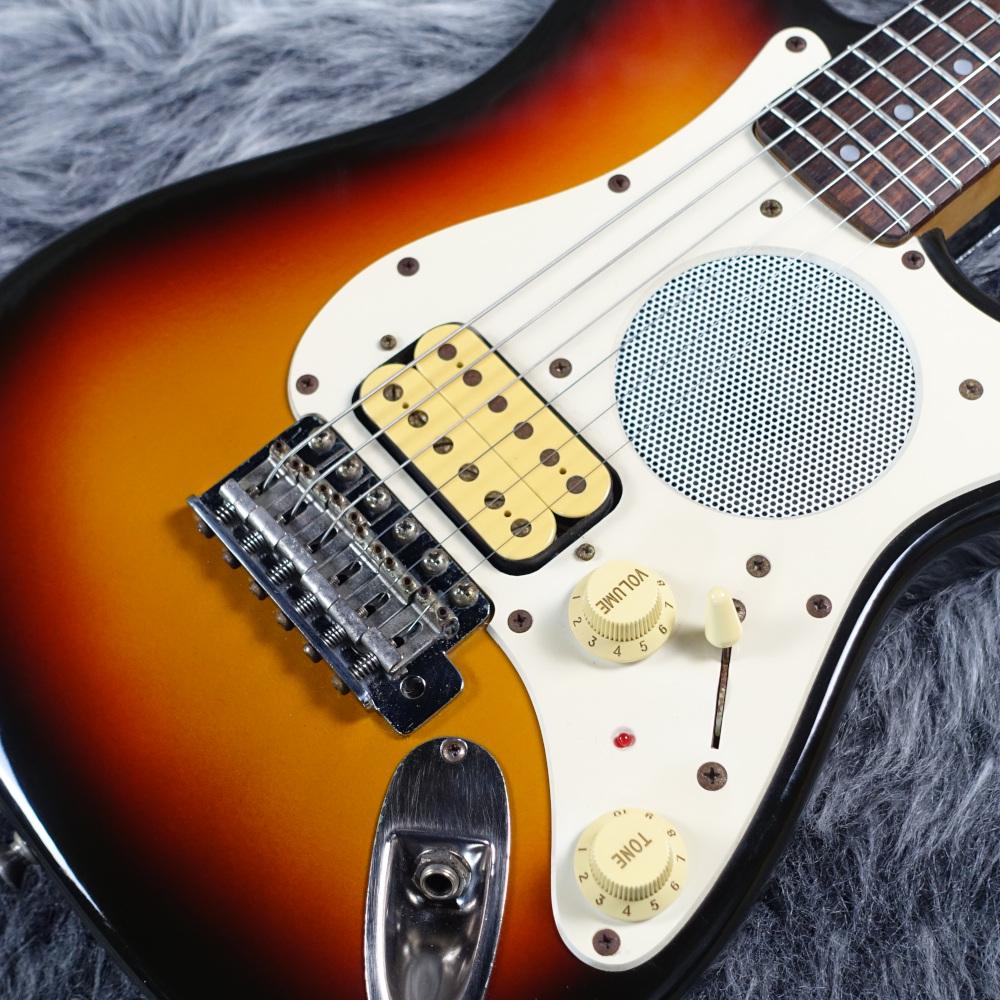 Fender Japan ST-Champ アンプ内蔵エレキギター 希少】FENDER フェンダー ST-Champ アンプ内蔵エレキギター - メルカリ