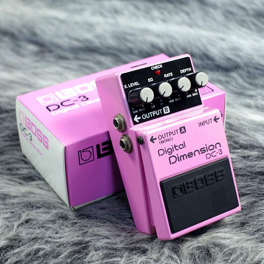 BOSS Digital Dimension DC-3 エフェクター　箱説明書付 DC-3 Digital Space-D（デジタルスペースD / コーラス？） │ BOSS