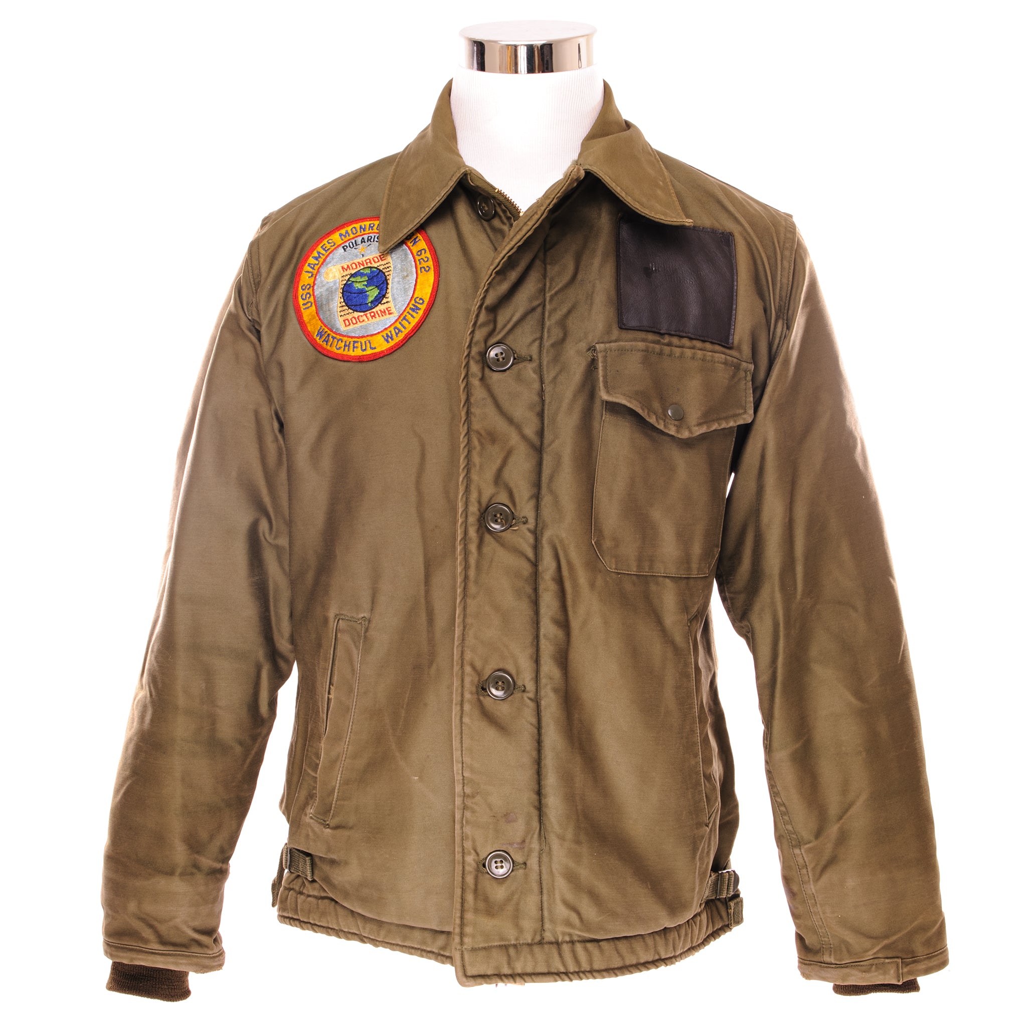 VINTAGE US NAVY A-2 A2 DECK JACKET 1964 SIZE MEDIUM WITH PATCH USS