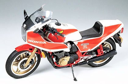 Tamiya 16022 - 1/6 Honda CB1100R Motorcycle Model Kit