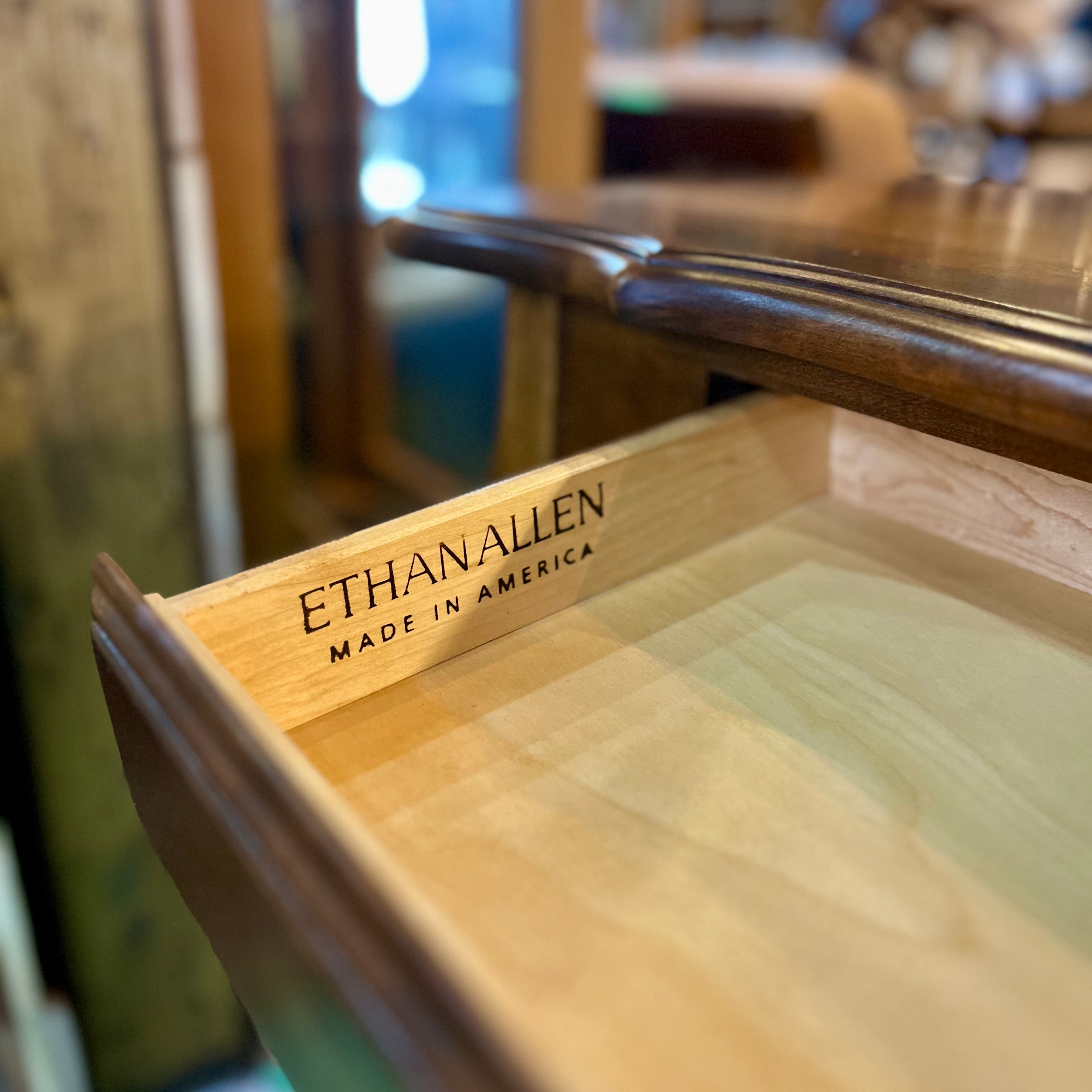 ETHAN ALLEN｜イーセンアーレン｜コンソールテーブル