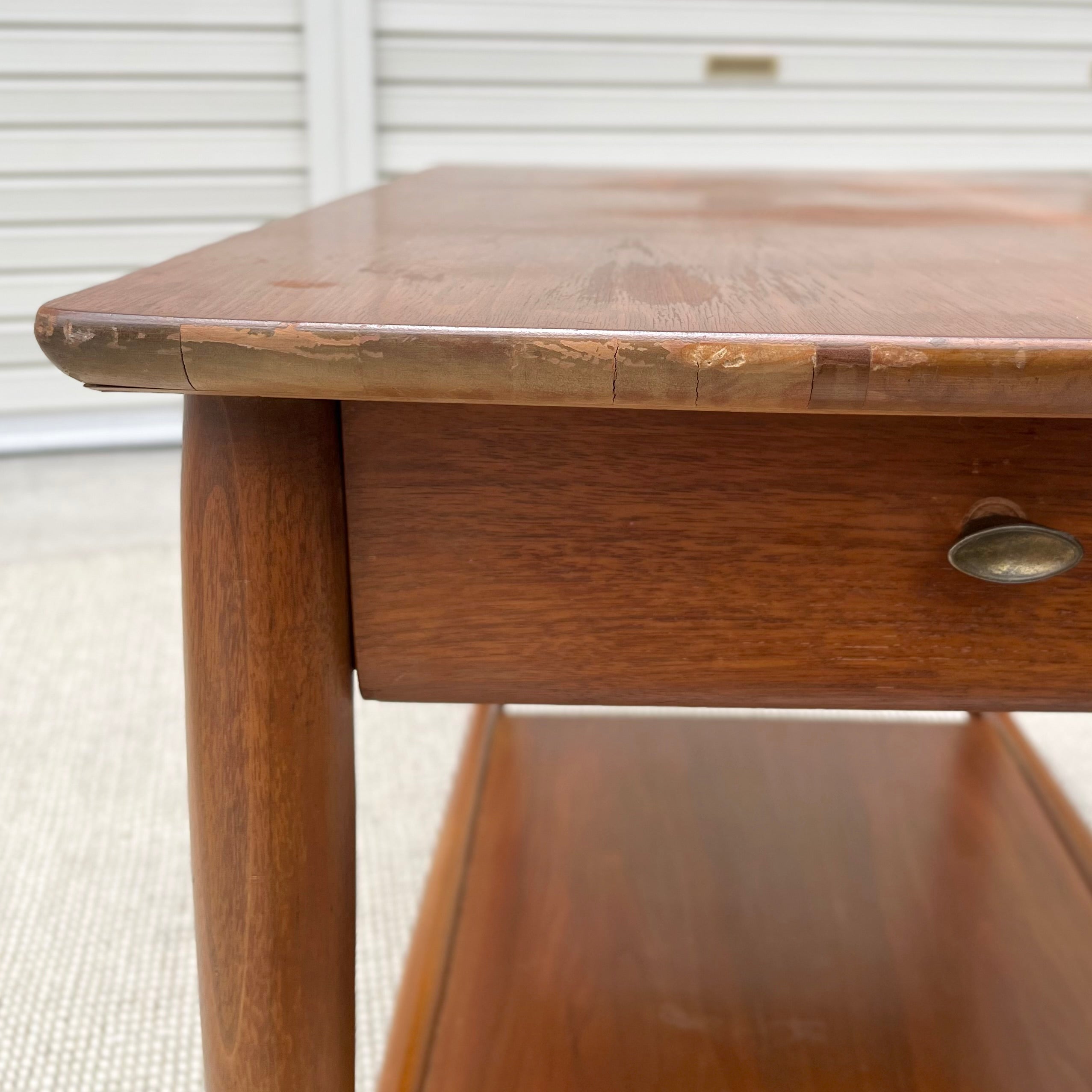 Mersman furniture 木製サイドテーブル ヴィンテージ ウォールナット