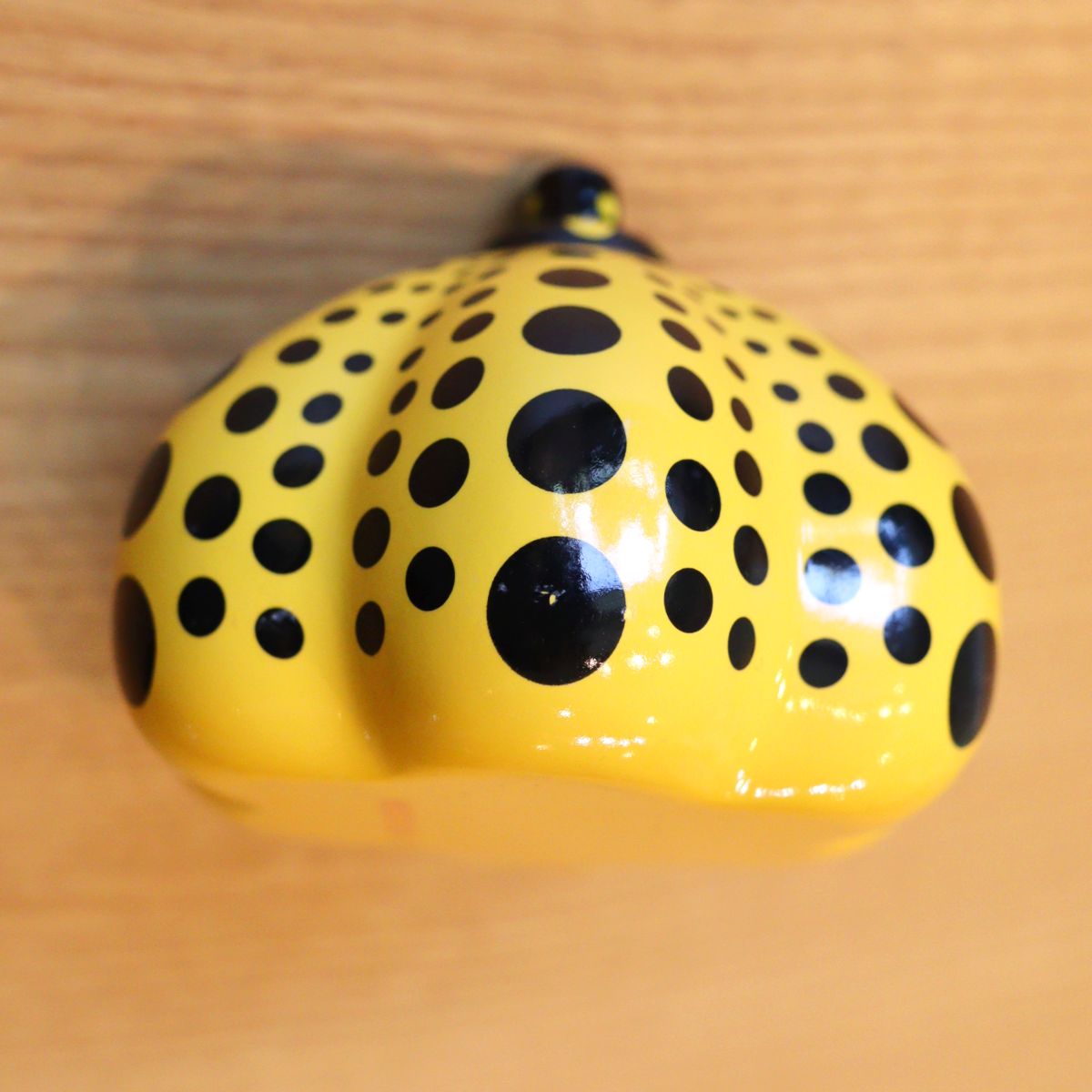 パンプキン ペーパーウェイト草間彌生 オブジェ 置物 YAYOI KUSAMA