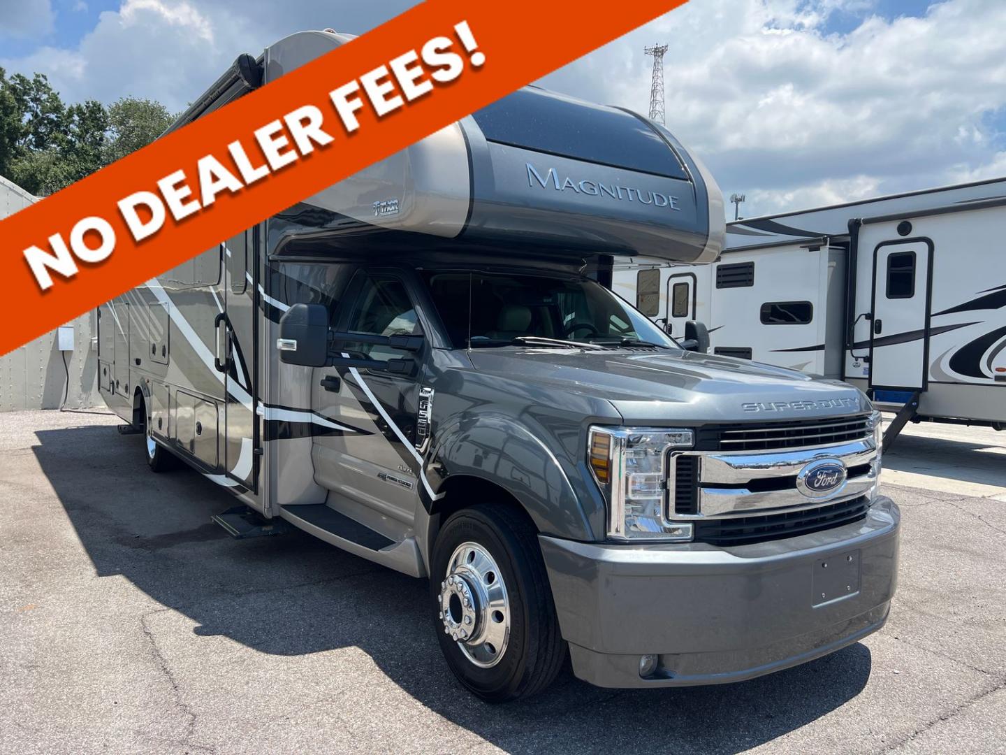 SOLD USED 2019 THOR MOTOR COACH Magnitude SV34 | Campbell RV