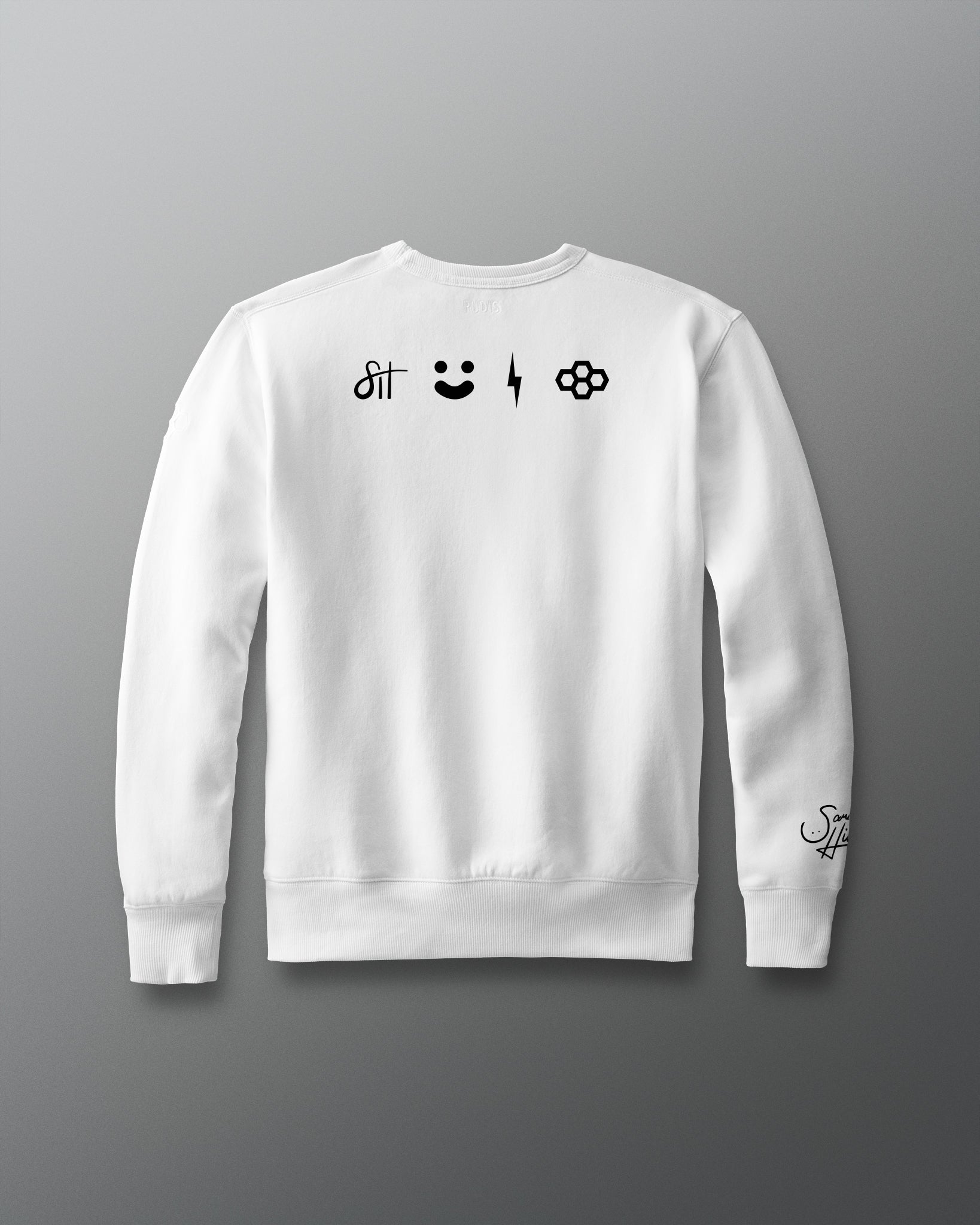 Sarah Hildebrandt Crew – Classic. Confident. | RUDIS | RUDIS
