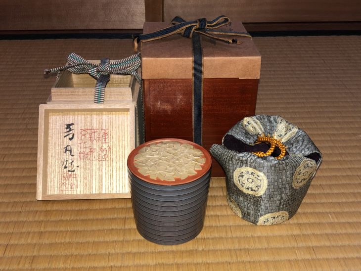 音丸 耕堂 堆漆沈丁花茶器 ｜骨董品買取 緑和堂