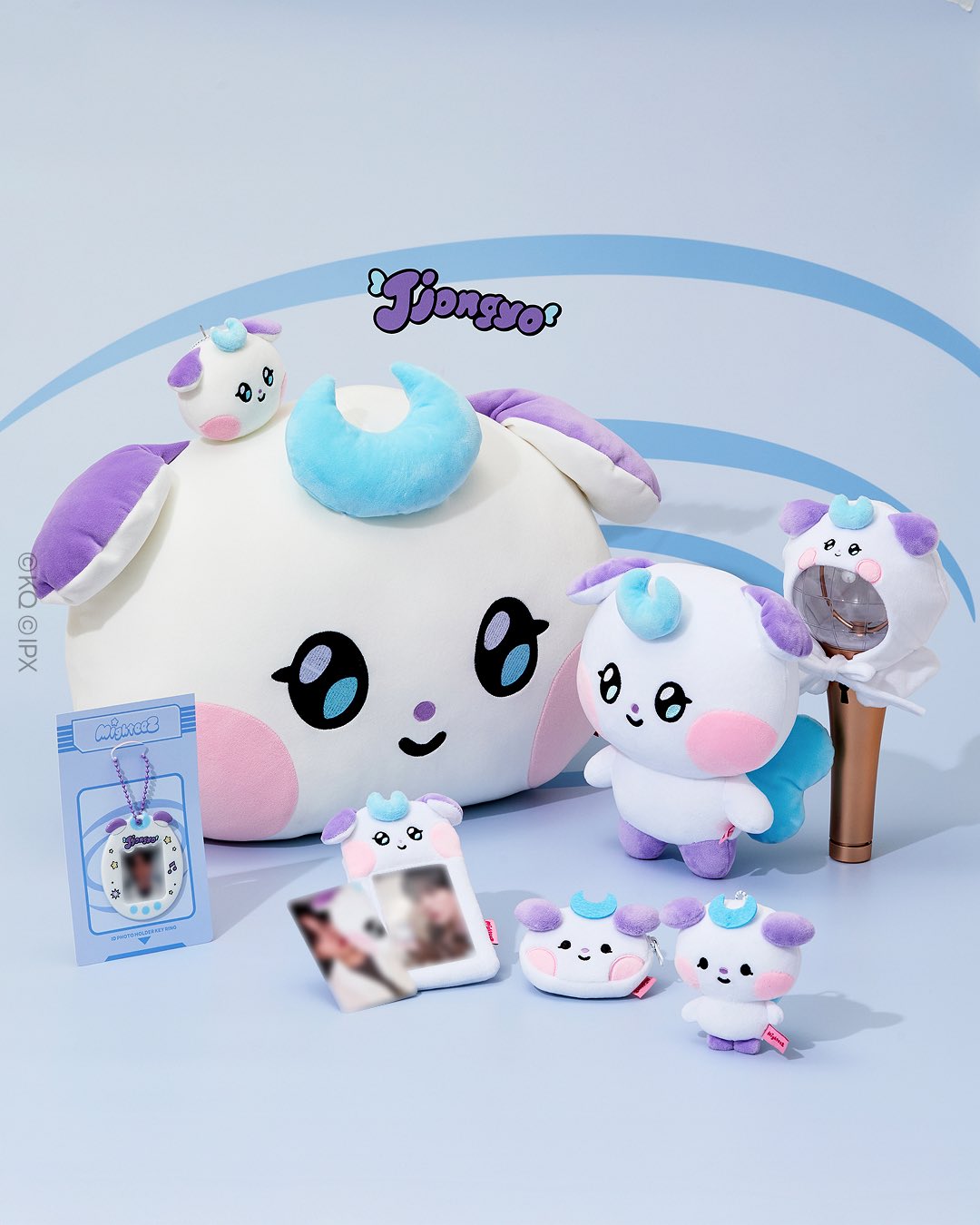 LINE FRIENDS x ATEEZ] MIGHTEEZ OFFLINE POP-UP MERCHANDISE