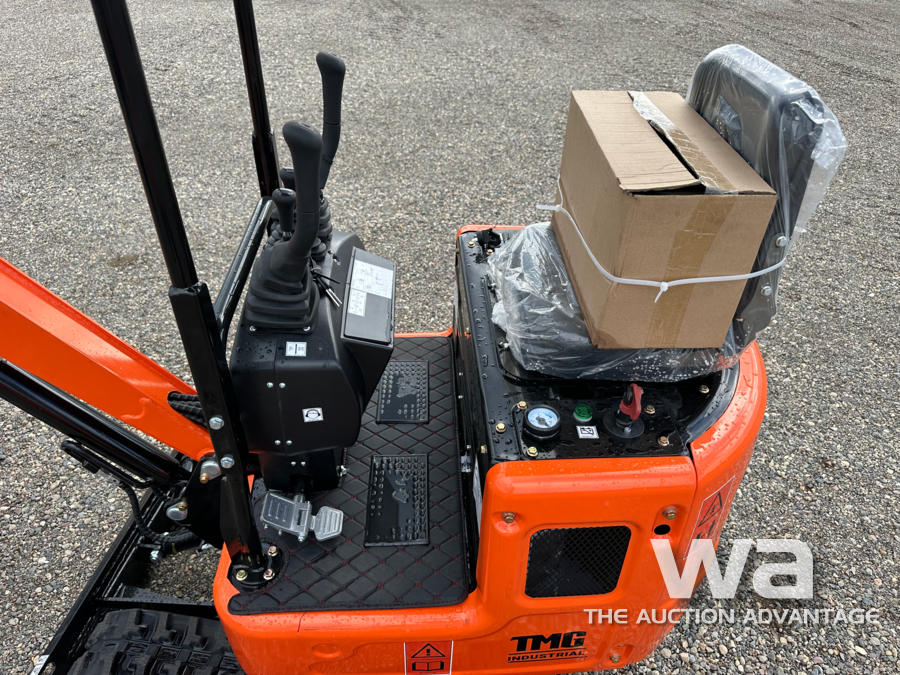 TMG MVE08 MINI COMPACT EXCAVATOR
