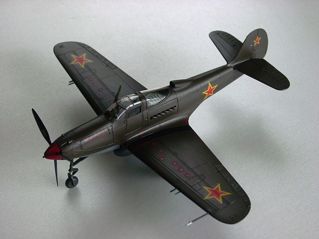 2017年8月号＞ 飛行機プラモデル製作＞ P-39 エアラコブラ (モノグラム