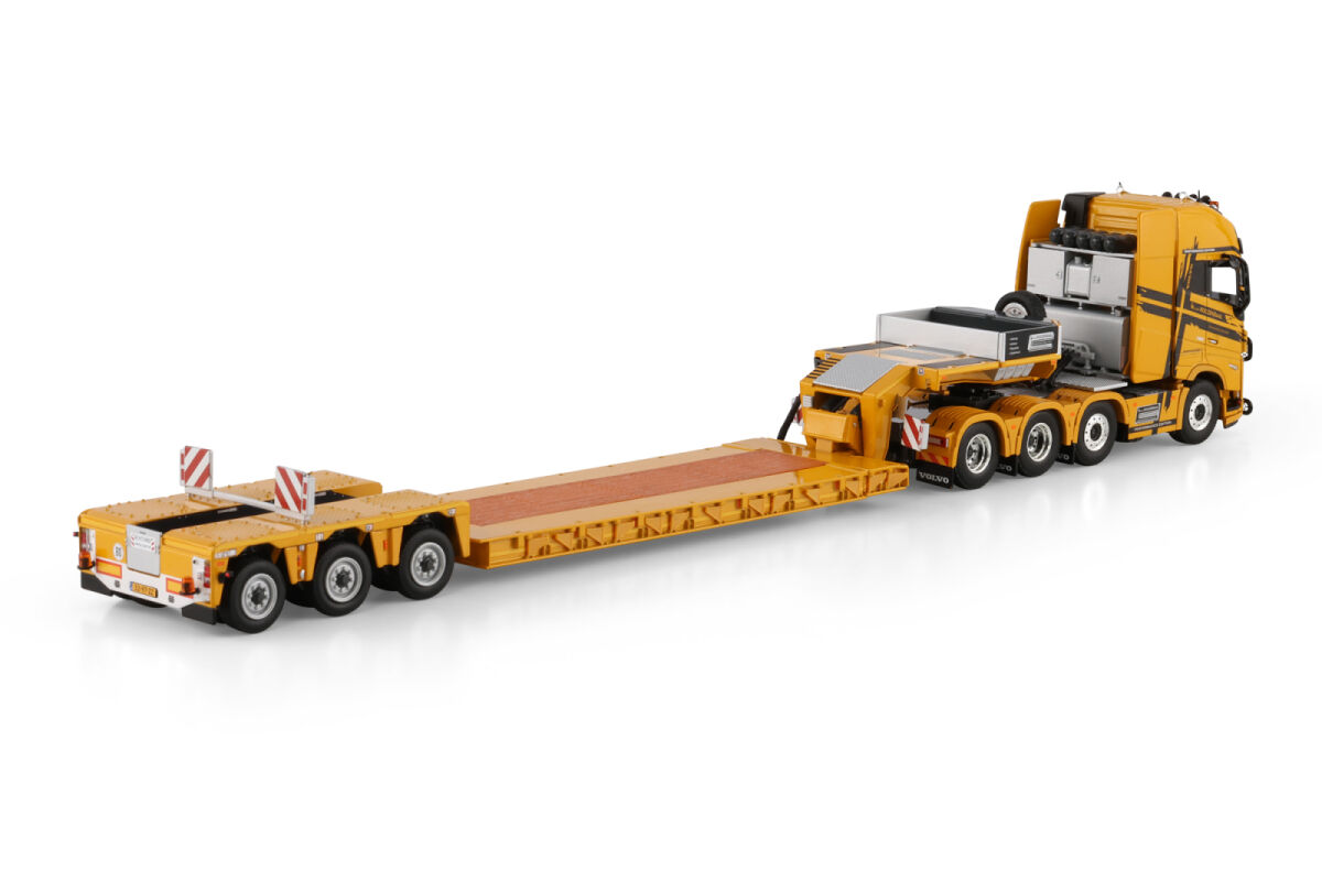 L.A. van Roozendaal; VOLVO FH5 GLOBETROT | WSI Models