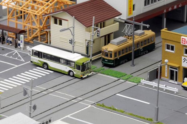 バスコレ走行システム 基本セット｜ジオコレ｜トミーテック