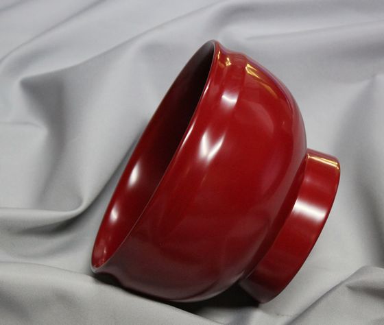 大振りなオリジナル椀：量平椀 47,300円（税込） | 輪島塗の塗師屋