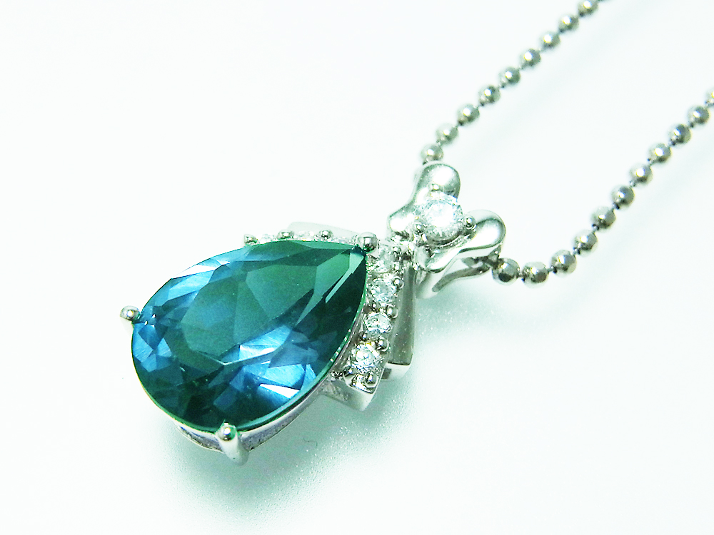 5.4カラット アレキサンドライト Corundum - 13x9mm Pear ペンダント